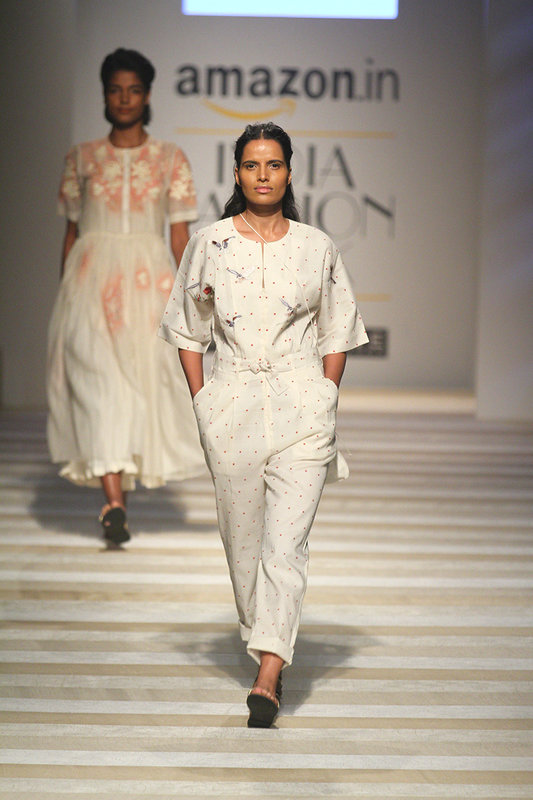 Textile Industry In India: #RoadToChanderi Opens AIFW SS17