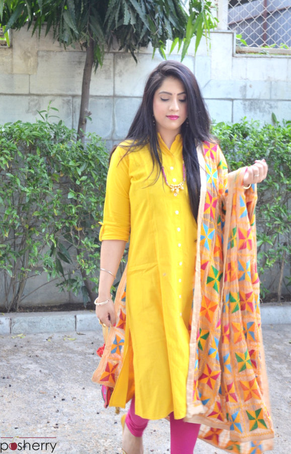 Phulkari Dupatta With Plain Suits Look For A Festive Outfit