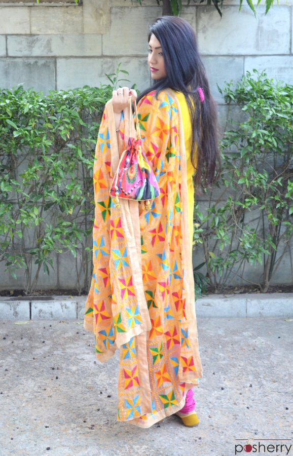 Phulkari Dupatta With Plain Suits Look For A Festive Outfit