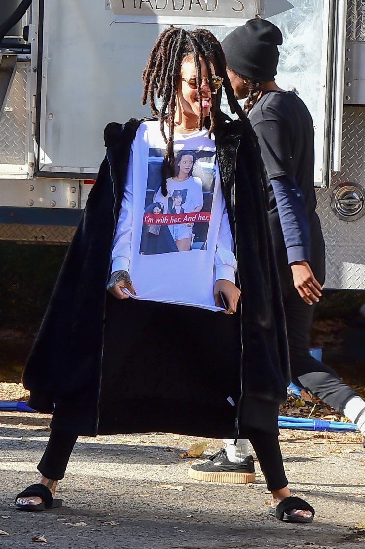 Women In Suits - Rihanna dressed to support Hillary Clinton 